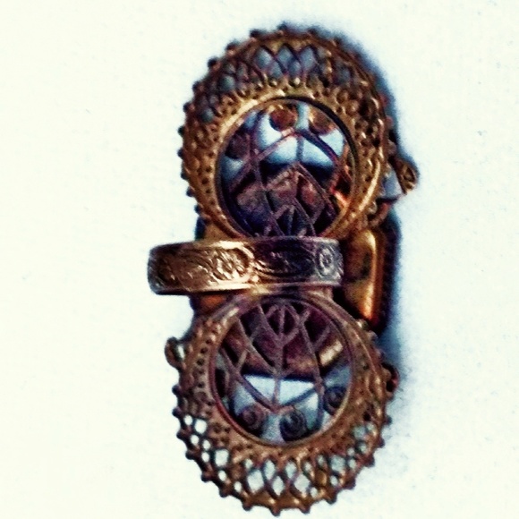 Vintage Victorian XL Brass & Turquoise Ring - Picture 5 of 7